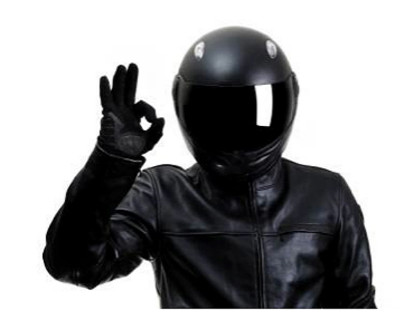 ഇന്ത്യയിൽ മരണപ്പെടുന്നവർ കൂടുതലും ബൈക്ക് യാത്രക്കാർ; ഹെൽമെറ്റ് രക്ഷയാകുമെങ്കിൽ എന്തിന് മടിക്കണം? 