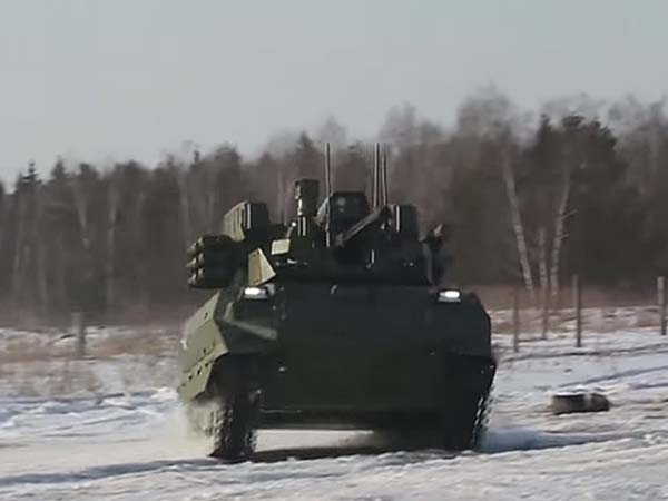 റോബോട്ടുകളും ഡ്രോണുകളും നയിക്കുന്ന യുദ്ധമായിരിക്കും റഷ്യയുടേത്; അതി സമ്മർദ്ദത്തിലാണ്ട് യൂറോപ്പ്!!