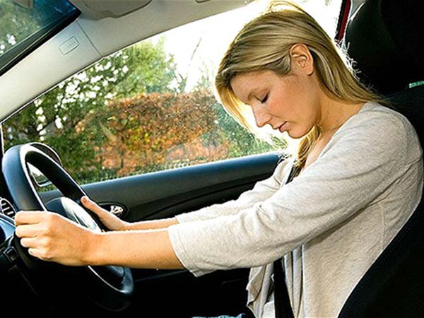 ഡ്രൈവിംഗിനിടെ ഉറക്കം ഒരു വില്ലനാകാറുണ്ടോ? 