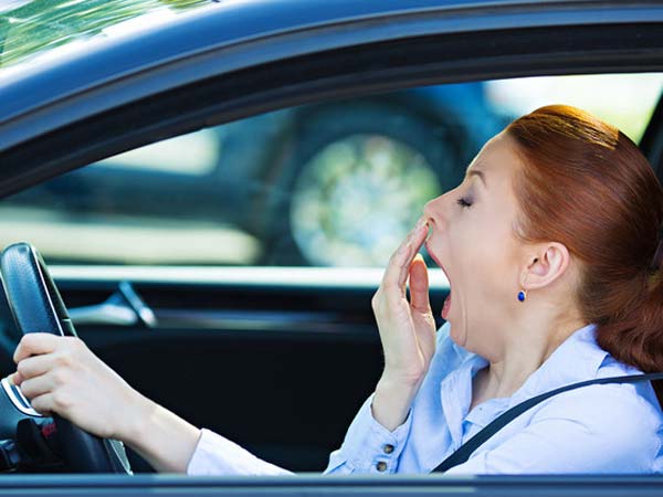 ഡ്രൈവിംഗിനിടെ ഉറക്കം ഒരു വില്ലനാകാറുണ്ടോ? 