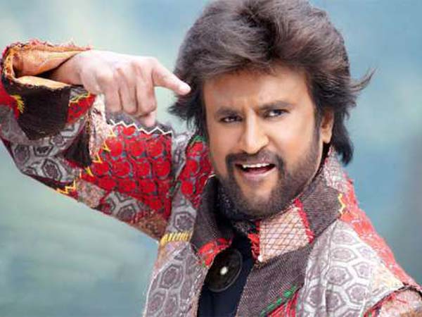 യാത്രയിലെന്നും കൂട്ട് പഴയക്കാറുകൾ; തലൈവർ രജനി ലക്ഷ്വറി കാർ വിരോധിയോ?