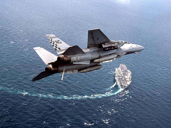 ആകാശത്ത് വട്ടമിട്ട് പറന്ന് ഇന്ത്യയ്ക്ക് കാവലാളായി ഈ യന്ത്രകാക്ക