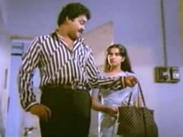 ഞാൻ വിൻസന്റ് ഗോമസ്; ആവശ്യമുണ്ടെങ്കിൽ നോട്ട് ചെയ്യാം 'മൈ കാർ നമ്പർ ഈസ് 2255'!!