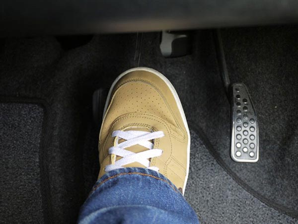 06. ബ്രേക്കുകളുടെ തെറ്റായ ഉപയോഗം