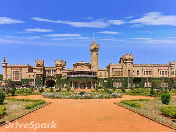 ബംഗ്ലൂരുവിലെ ന്യൂഇയർ വിശേഷവുമായി വിഗോ നിങ്ങളിലേക്ക്...