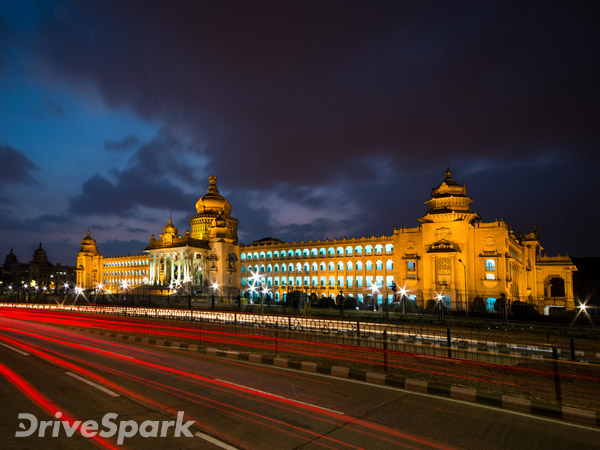 ബംഗ്ലൂരുവിലെ ന്യൂഇയർ വിശേഷവുമായി വിഗോ നിങ്ങളിലേക്ക്...