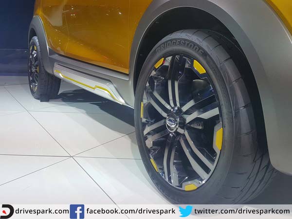 ഇഗ്നിസിനെ വെല്ലാൻ ഇതാ 'ഗോ ക്രോസ് '!!!