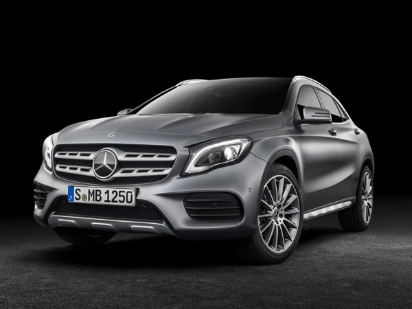 അഞ്ചാം തലമുറ ബെൻസ് ഇ-ക്ലാസ് മാർച്ചിൽ... അഞ്ചാം തലമുറ ബെൻസ് ഇ-ക്ലാസ് മാർച്ചിൽ...