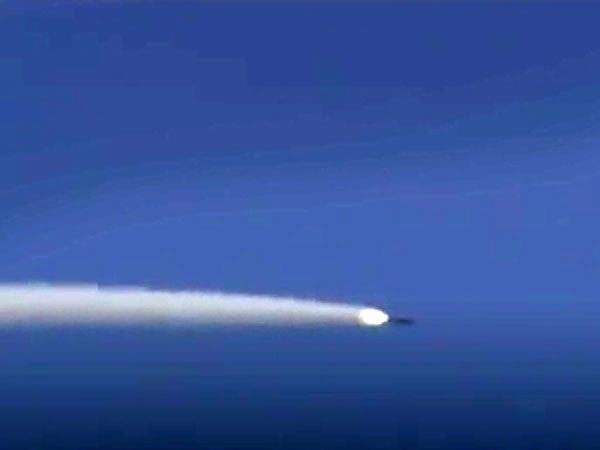 ഇന്ത്യയെ തകർക്കാൻ പാക് ബാബറത്രെ; ഓല പാമ്പുകാട്ടിയാൽ പേടിക്കില്ലെന്ന് ഇന്ത്യയും വിധിയെഴുതി!!