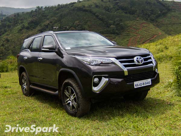 4. ടൊയോട്ട ഫോർച്യൂണർ