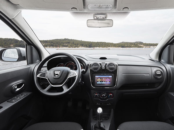 നിരത്തു കീഴടക്കാൻ പുത്തൻ റിനോ ലോഡ്ജി...