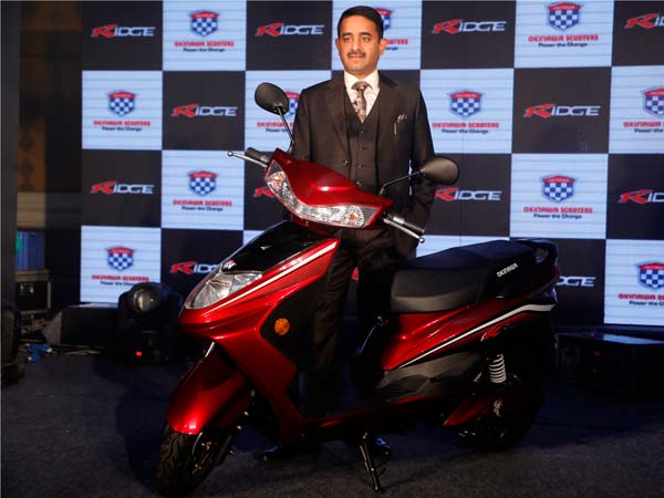 ഓകിനാവ ഇലക്ട്രിക് സ്കൂട്ടർ 'റിഡ്ജ്' ഇന്ത്യയിൽ അവതരിച്ചു..