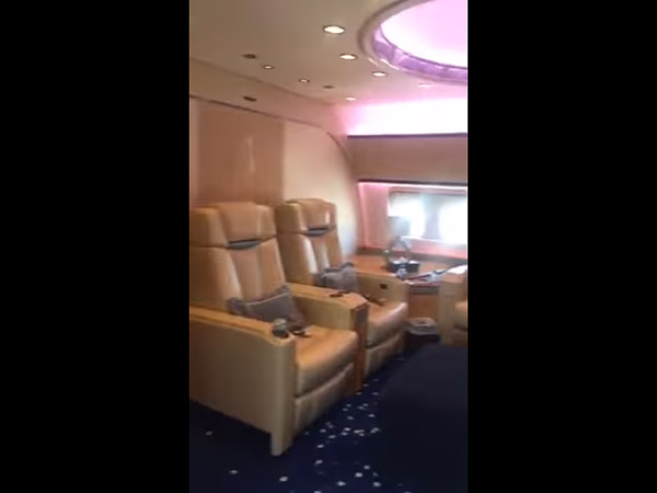 ആഡംബരമെന്നു പറഞ്ഞാൽ ദാ ഇതാണ്; അബുദാബി രാജകുമാരന്റെ വിമാനത്തിലെ ആഡംബരത നിങ്ങളെ ഞെട്ടിക്കൂം!!! 
