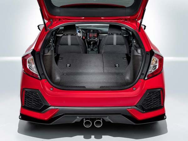 ഒരു ഇടവേളയ്ക്ക് ശേഷം വീണ്ടുമെത്തുന്നു ഹോണ്ട സിവിക്...