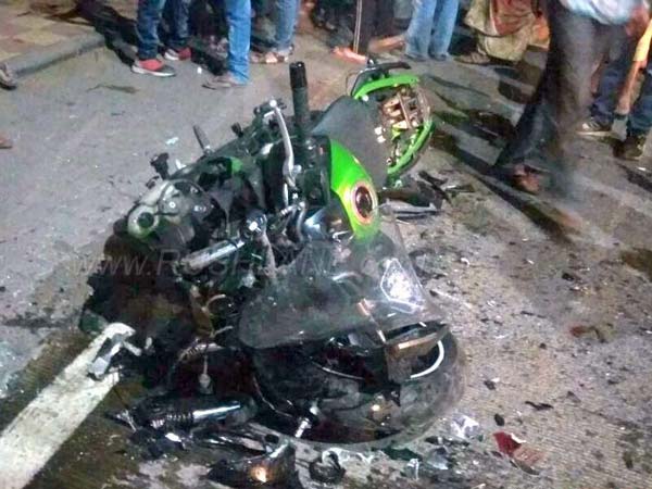 റോഡ് റേസിംഗ് ട്രാക്കല്ല; കുട്ടികളെ അപകടത്തിലാക്കിയ നിഞ്ച ബൈക്ക് റൈഡര്‍