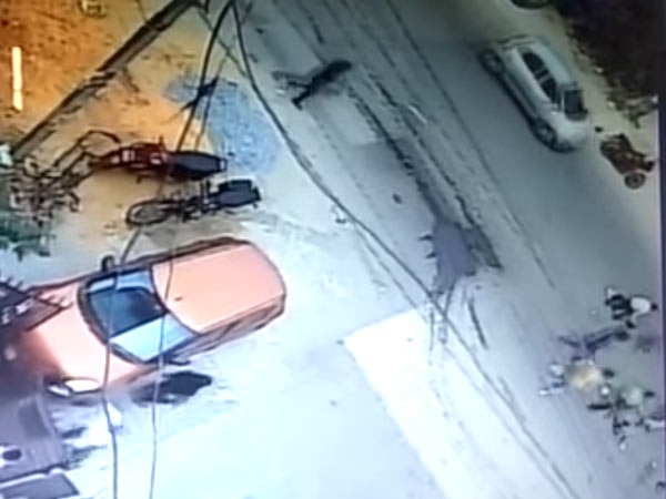 ഇടിച്ചതും പോര നിര്‍ത്താതെ കടന്നും കളഞ്ഞു; ബൈക്കിനെ 'കുത്തിമലര്‍ത്തി' പൊലീസ് കാര്‍