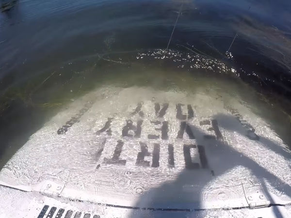 വെള്ളത്തിന് മുകളിലൂടെ അല്ല, വെള്ളത്തിന് അടിയിലൂടെ; ജീപ്പ് റാംഗ്ലറിന്റെ പുത്തന്‍ ഓഫ്‌റോഡിംഗ് വിപ്ലവം