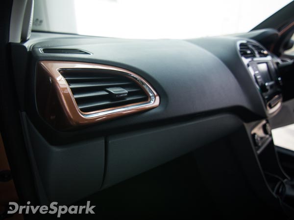 കാത്തിരിപ്പ് അവസാനിച്ചു; 4.70 ലക്ഷം രൂപയ്ക്ക് ടാറ്റ ടിഗോര്‍ എത്തി