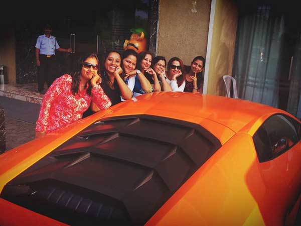 കുപ്രസിദ്ധി തുടരുന്നു; നിയമസഭയില്‍ ബിജെപി എംഎല്‍എ എത്തിയത് ലംമ്പോര്‍ഗിനിയില്‍