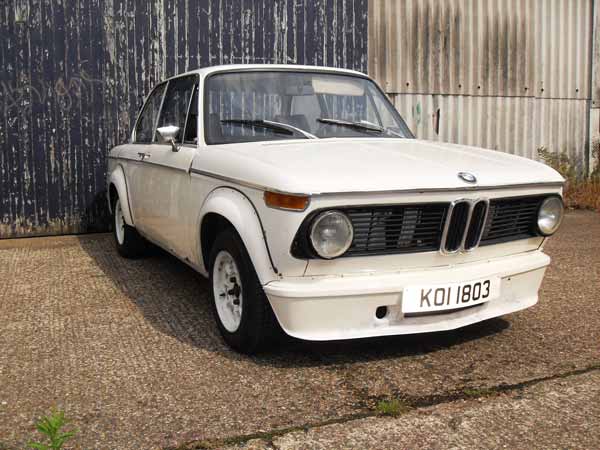 ഓരോ ലോഗോയ്ക്കും പറയാനുണ്ട് ചില കഥകള്‍; കാര്‍ ലോഗോകളുടെ ചരിത്രം