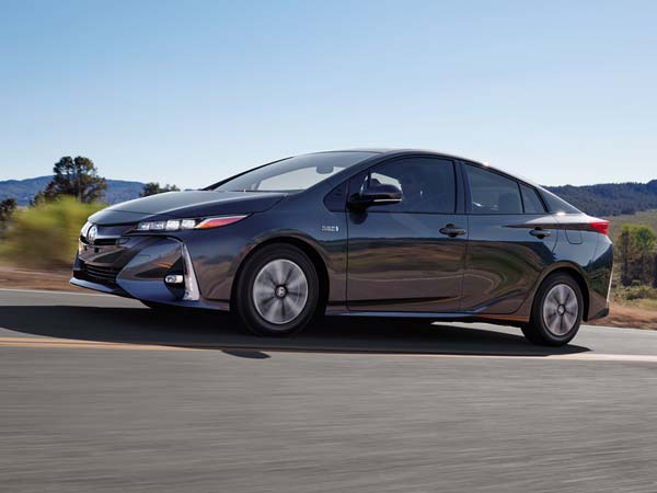 2017 ലോക കാർ പുരസ്കാരങ്ങൾ പ്രഖ്യാപിച്ചു; മിന്നിത്തിളങ്ങി ജാഗ്വാർ