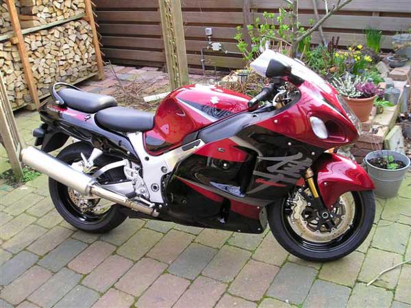 മച്ചാനേ..ബൂസാ!