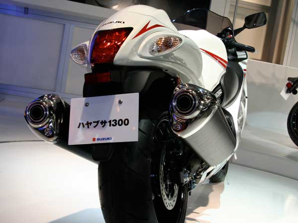 മച്ചാനേ..ബൂസാ!