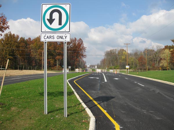 വീണ്ടും അതിവേഗ അപകടം; സിബിആര്‍ 250 യും ജാഗ്വാറും തമ്മിലുണ്ടായ കൂട്ടിയിടിയില്‍ സംഭവിച്ചത് ഇങ്ങനെ