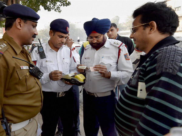 അറിയുമോ, ഇന്ത്യയില്‍ വാഹനം ഓടിക്കാന്‍ ഡ്രൈവിംഗ് ലൈസന്‍സ് കൈയില്‍ സൂക്ഷിക്കേണ്ട!