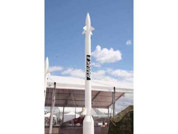 പ്രതിരോധത്തില്‍ ചെലവഴിച്ച് ഇന്ത്യ അഞ്ചാമത്; ഇനി രാജ്യം കാത്തിരിക്കുന്ന 'കരുത്ത്' ഇവര്‍