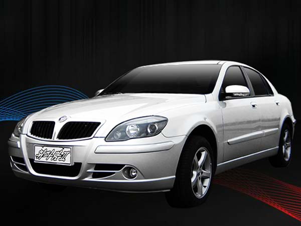 കിം ജോങ് ഉന്‍ 'ടച്ച്' ഇവിടെയും; ഉത്തര കൊറിയയിലെ വിചിത്രമായ റോഡ് നിയമങ്ങള്‍