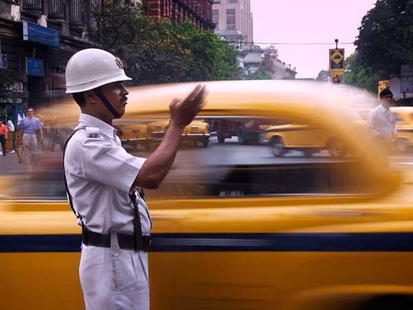 ട്രാഫിക്ക് ചെക്കിംഗിനെ ഭയക്കേണ്ടതില്ല; നിങ്ങളുടെ അവകാശങ്ങള്‍ ഇതൊക്കെ