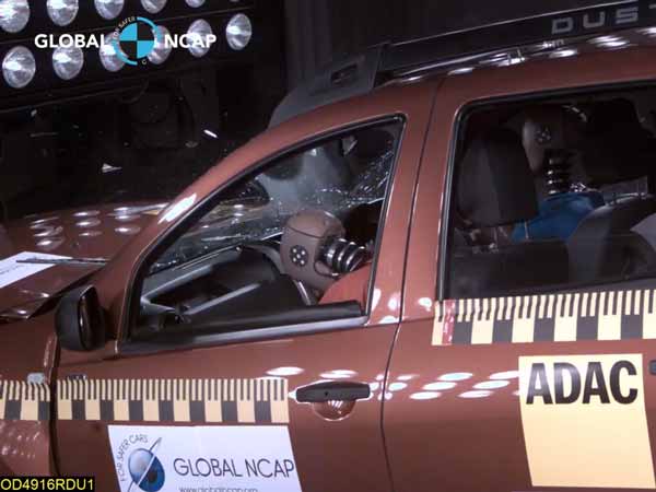 ക്രാഷ് ടെസ്റ്റില്‍ ഡസ്റ്റര്‍ പൂര്‍ണ പരാജയം — റെനോയ്ക്ക് നേരെ ചോദ്യചിഹ്നം!