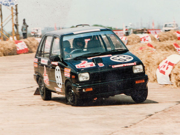 ഇവര്‍ കാലത്തെ അതിജീവിച്ചവര്‍; വിപണിയില്‍ വിസ്മയം ഉണര്‍ത്തുന്ന കാറുകള്‍