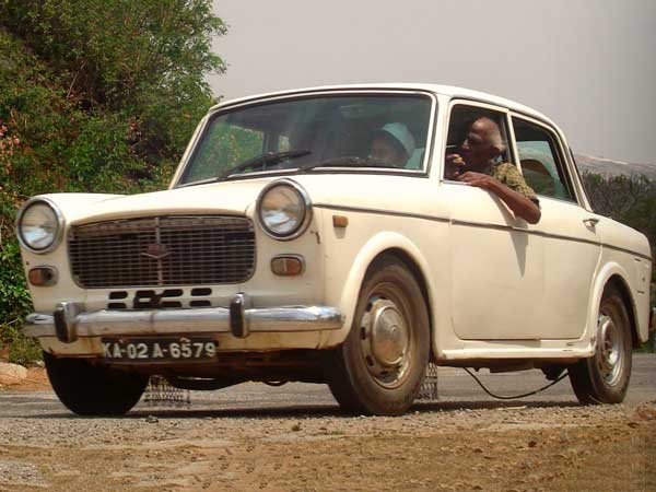 'ഇന്‍ഡിക്കയെ ഭയന്ന മാരുതി, 407 ല്‍ ഒരുങ്ങിയ ടാറ്റ സുമോ' — ചില രസകരമായ ചരിത്രങ്ങള്‍