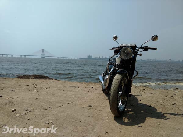 പഴമയില്‍ തീര്‍ത്ത പുതുമ; ട്രയംഫ് ബോണവില്‍ T100 ഫസ്റ്റ് റൈഡ്