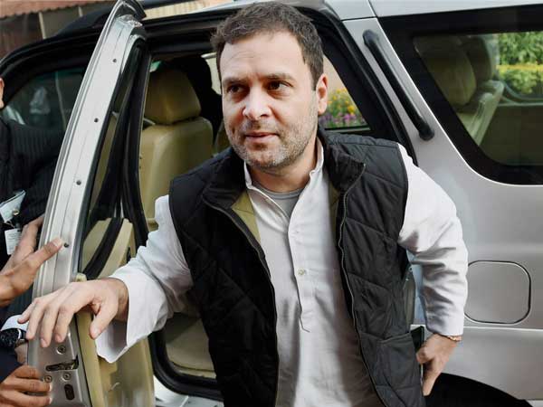 അന്ന് അംബാസിഡര്‍ ഇന്ന് പോര്‍ഷെ; രാഷ്ട്രീയ നേതാക്കന്മാരുടെ കാറുകള്‍