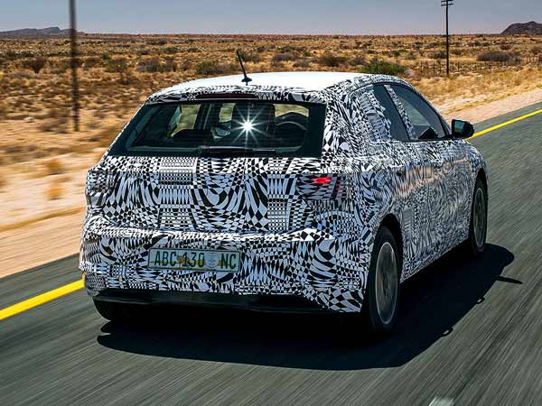 ഇത് ഗംഭീരം!; 2017 ഫോക്‌സ്‌വാഗൺ പോളോയുടെ ചിത്രങ്ങള്‍ പുറത്ത്