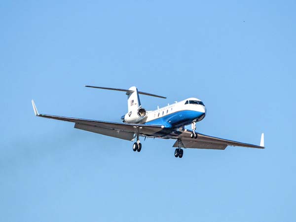 അമേരിക്കന്‍ പ്രസിഡന്റിന് സുരക്ഷ ഒരുക്കുന്ന രഹസ്യവിമാനങ്ങള്‍