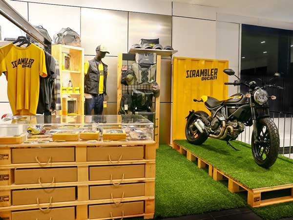 ഇനി കേരളത്തിലും ഡ്യുക്കാറ്റി; കൊച്ചിയില്‍ ഷോറൂം ആരംഭിച്ചു