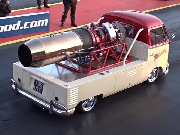 ഇത് 'തീതുപ്പുന്ന' ഭീകരന്‍; പിക്കപ്പ് ട്രക്കില്‍ ഒരുക്കിയ മോഡിഫിക്കേഷന്‍, വീഡിയോ വൈറല്‍