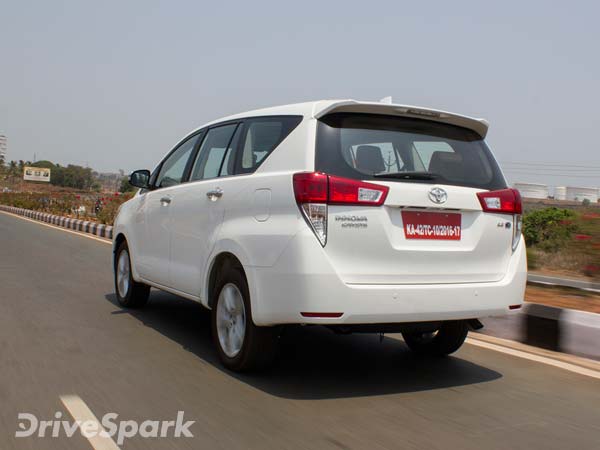 ഇന്ത്യയുടെ പ്രിയപ്പെട്ട കാര്‍ നിറം ഏതെന്ന് അറിയുമോ?