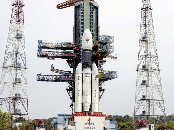 ഇന്ത്യയ്ക്ക് ഇത് അഭിമാനനിമിഷം; ജിഎസ്എല്‍വി മാര്‍ക്ക് III വിക്ഷേപിച്ചു
