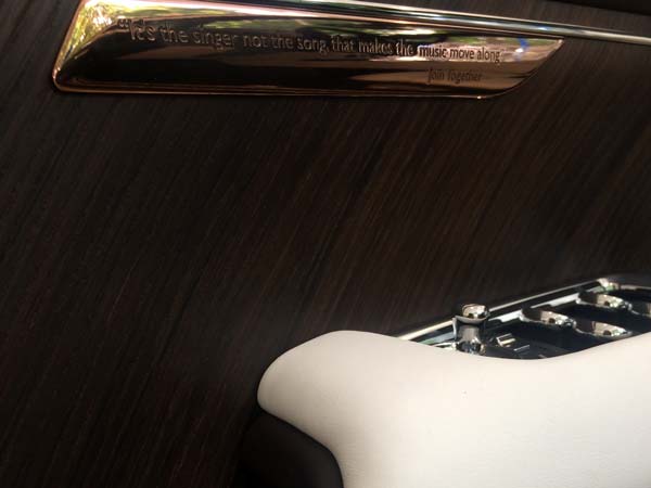 സംഗീതം കൊണ്ടൊരു അത്യാഢംബരം; റോള്‍സ് റോയ്‌സ് റെയ്ത്ത് അവതരിച്ചു