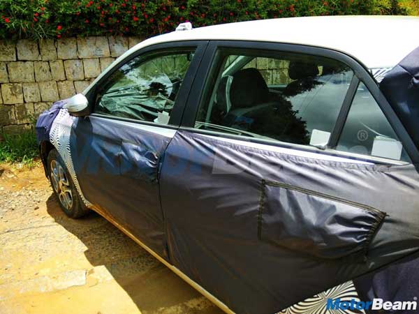 ഹ്യുണ്ടായി എലൈറ്റ് i20 ഫെയ്‌സ്‌ലിഫ്റ്റ് ചിത്രങ്ങള്‍ പുറത്ത്