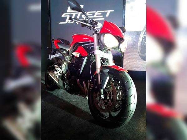 ട്രയംഫ് സ്ട്രീറ്റ് ട്രിപിള്‍ എസ് ഇന്ത്യയില്‍ എത്തി — അറിയേണ്ടതെല്ലാം