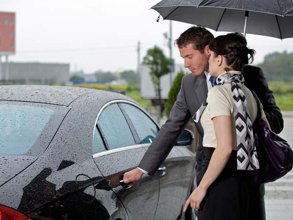 ആരും പറയാത്ത, എന്നാല്‍ അറിഞ്ഞിരിക്കേണ്ട ചില കാര്‍ മര്യാദകള്‍