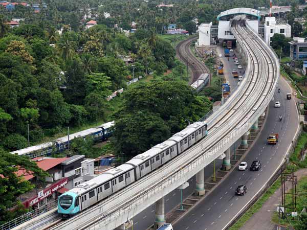 കൊച്ചിയുടെ ഹൃദയമിടിപ്പിന് ഇനി മെട്രോയുടെ താളം; അറിഞ്ഞിരിക്കേണ്ട 9 കാര്യങ്ങള്‍