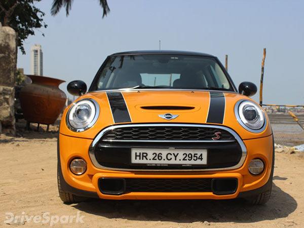 ജിഎസ്ടി; ഏതൊക്കെ കാറുകള്‍ക്ക് വില കൂടും, ഏതൊക്കെ കാറുകള്‍ക്ക് വില കുറയും? — അറിയേണ്ടതെല്ലാം