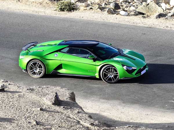 പദ്മിനിയില്‍ തുടങ്ങിയ ദിലീപ് ഛബ്രിയ; ആദ്യ ഇന്ത്യന്‍ സൂപ്പര്‍ കാറിലേക്കുള്ള DC യുടെ ദൂരം ഇങ്ങനെ